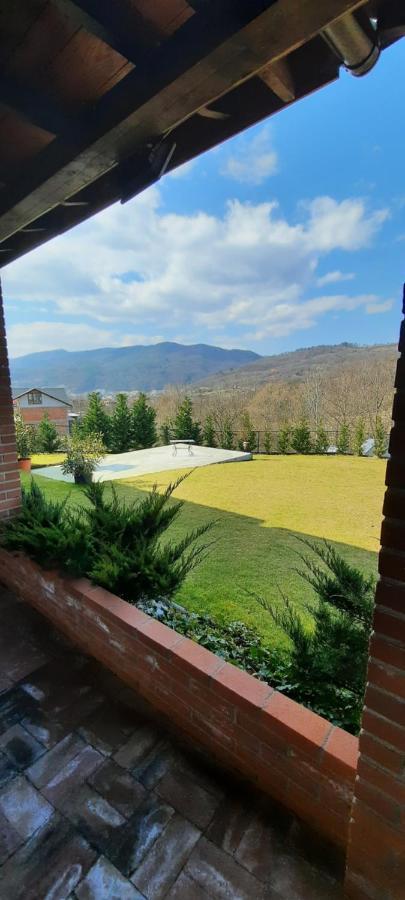 View Cozia Villa Călimăneşti Exterior foto